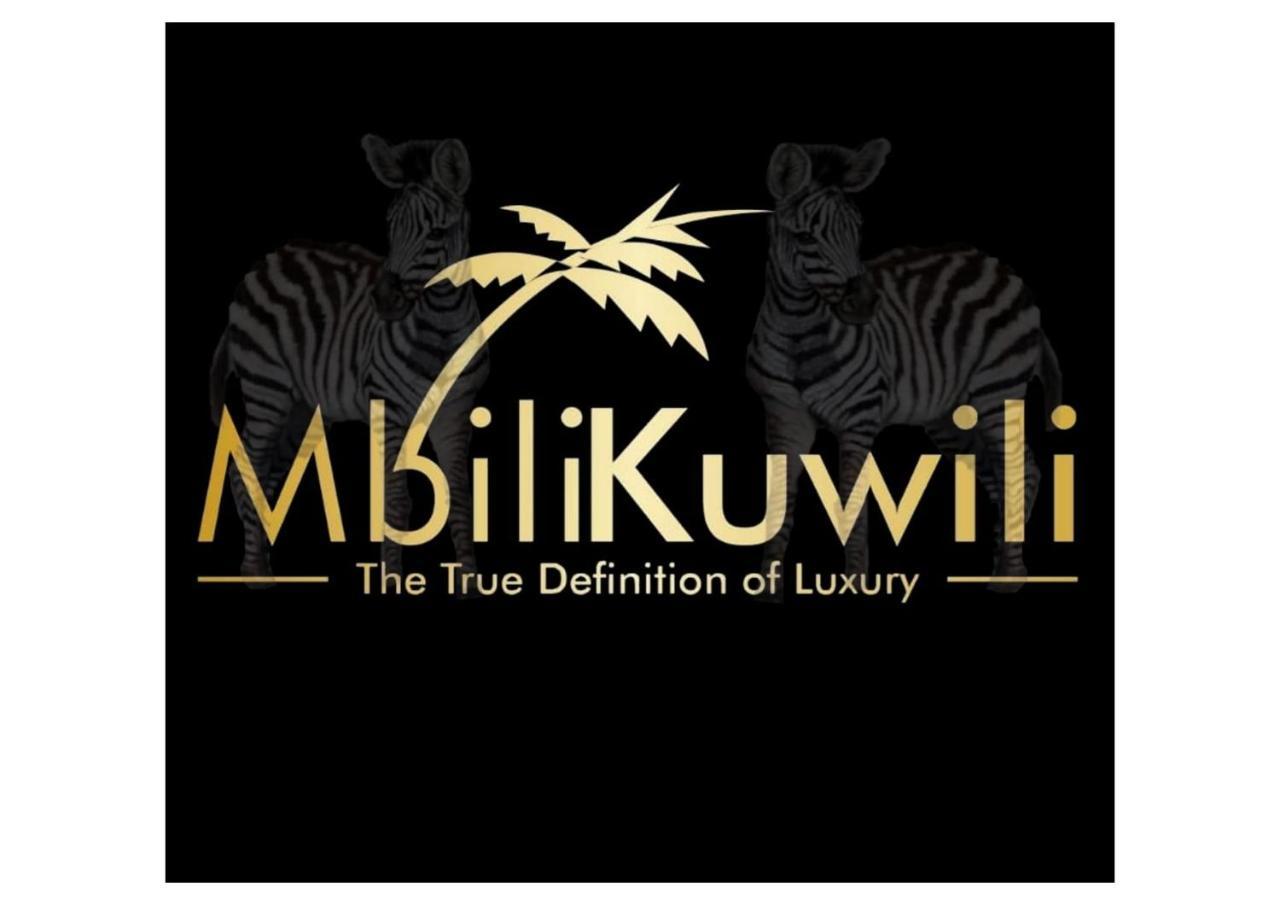 Mbili Kuwili Studio Suites Praia de Diani Exterior foto